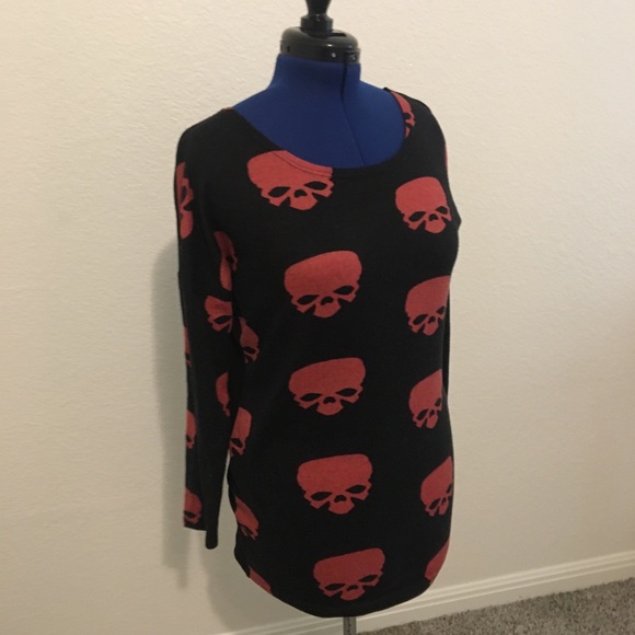 Skull Red And Black Long sleeve top - Picture 4 of 8